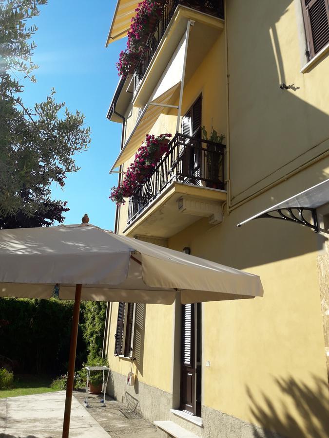 Aliso' Apartman Sarzana Kültér fotó